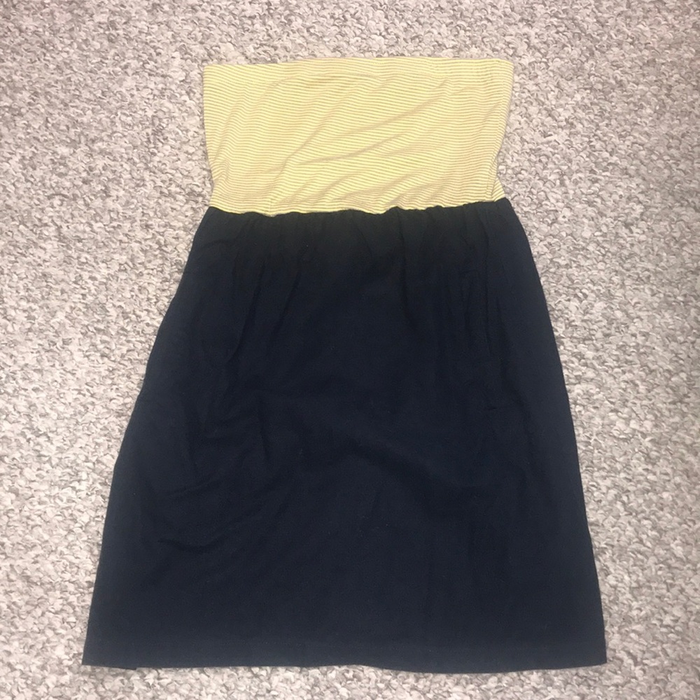Twenty One Strapless Dress with side pockets